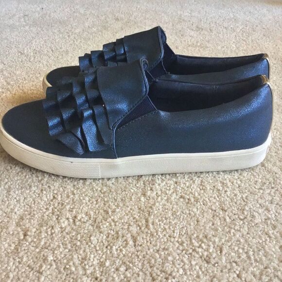 Kenneth Cole Metallic Navy Blue Ruffled Slip-On Shoes - Picture 4 of 10